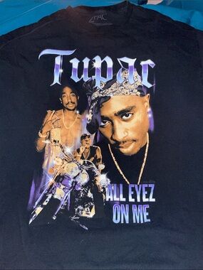 Hot Topic Black Tupac "All Eyez On Me" Graphic Tee